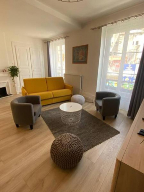 GRAND APPARTEMENT - Au cœur de Mâcon